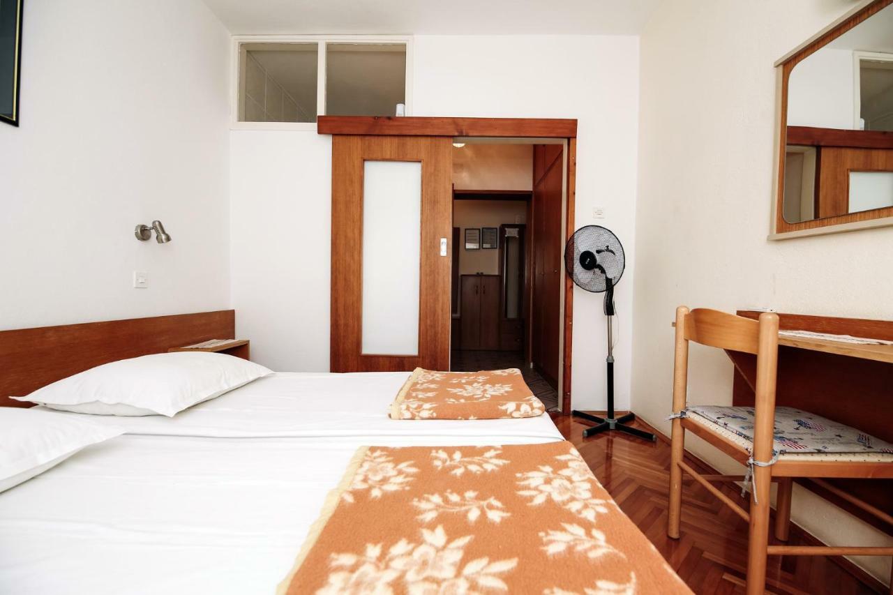 Apartments & Rooms Peranic Новалья Экстерьер фото